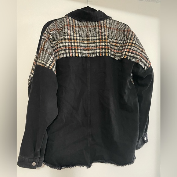 Zara Outerwear - Picture 2 of 2